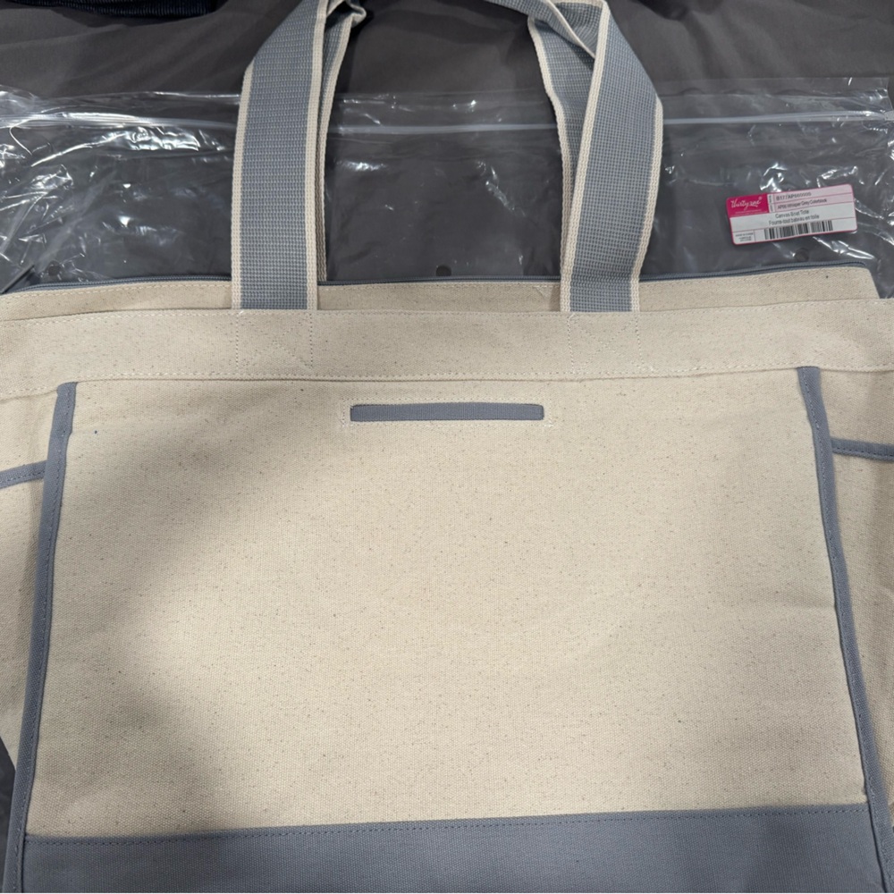 Thirty-One Canvas Boat Tote